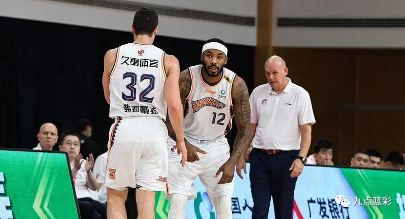 NG28-包含深圳男篮内部会议纪要流出：集结日状态回暖；NBA季后赛使命明确；数据趋势出现新变化的词条