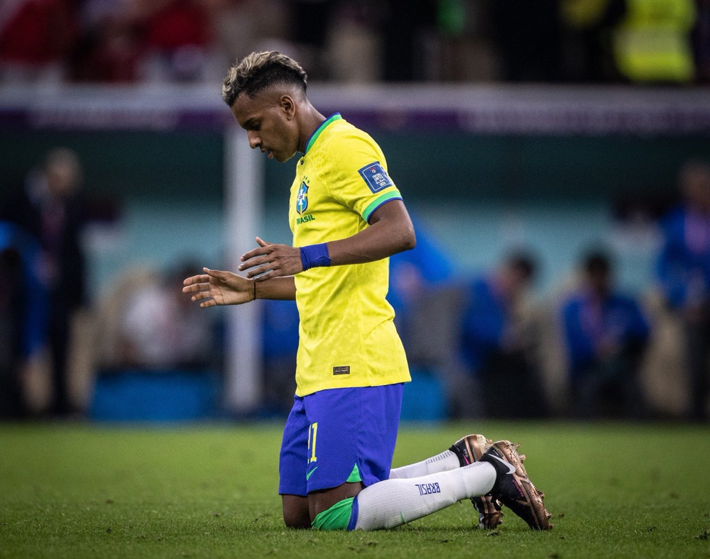 详细阅读:南宫28-包含内马尔连续七场比赛得分超过关键助攻,篮网挑战极限!的词条 南宫28-包含内马尔连续七场比赛得分超过关键助攻,篮网挑战极限!的词条